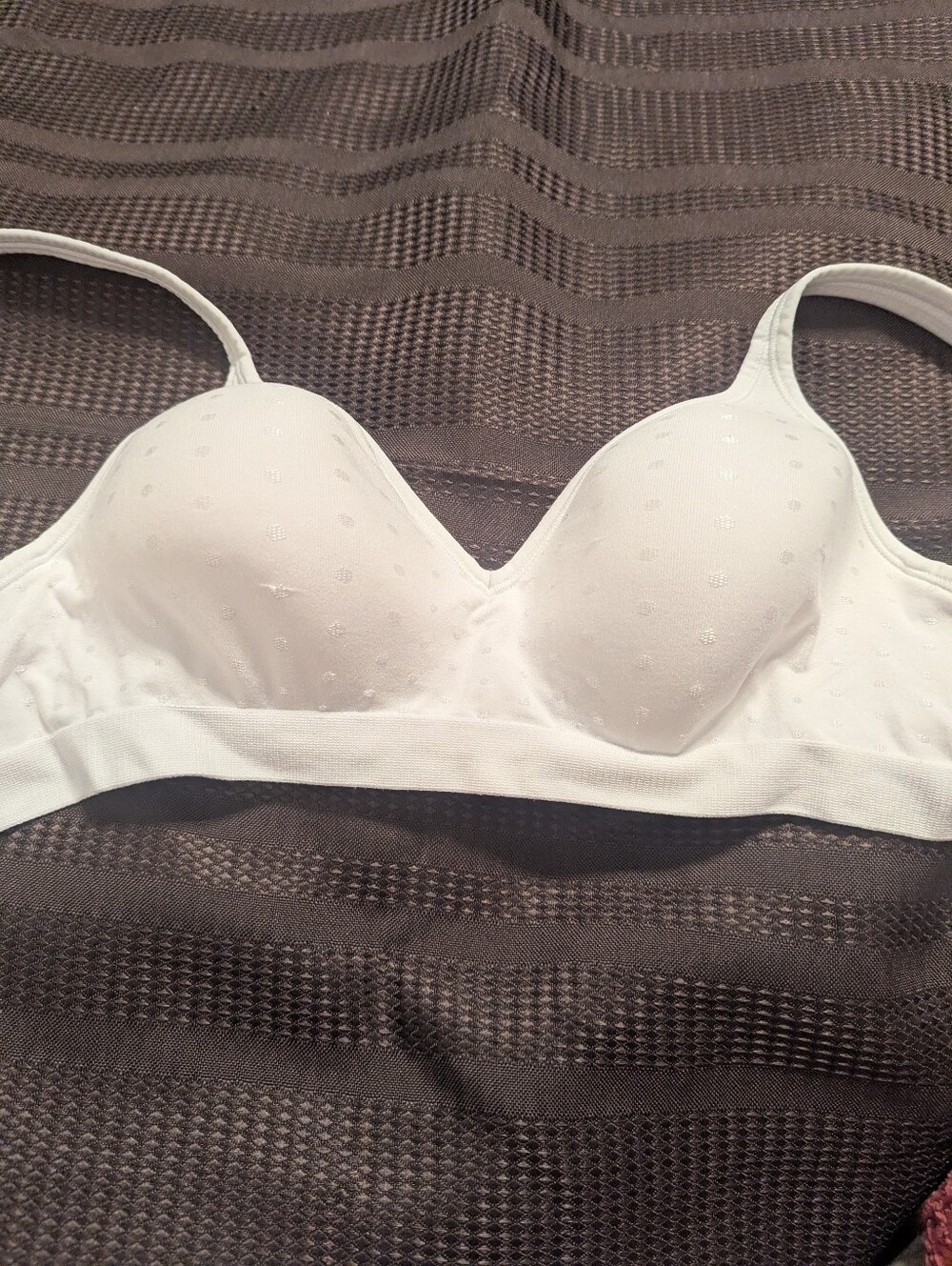 BALI White Polka Dot T Shirt Wireless Adjustable Straps 36 B